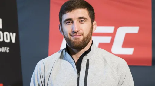Экс-боец UFC Магомедов: облик-кик надо было запретить еще тогда, когда Джонс ударил Джексона