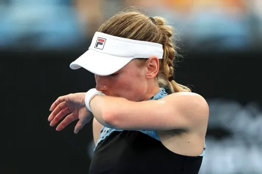 Александрова не сумела пробиться в полуфинал турнира WTA-500 в Чарльстоне