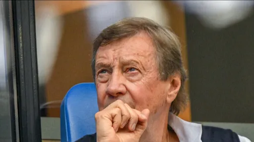 Сёмин считает, что «Зенит» может не покупать игрока на позицию Караваева