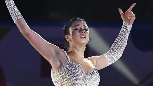 «Я возвращаюсь на большой лёд»: Камила Валиева примет участие в чемпионате России по прыжкам
