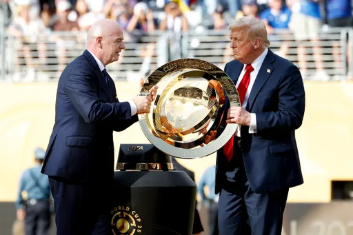 Президент США Дональд Трамп получит Премию мира ФИФА на жеребьевке ЧМ-2026