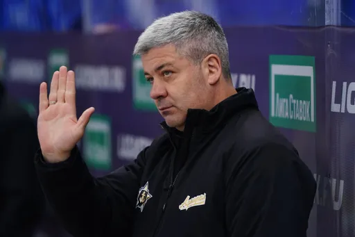 Главного тренера «Адмирала» Тамбиева отстранили от работы с клубом
