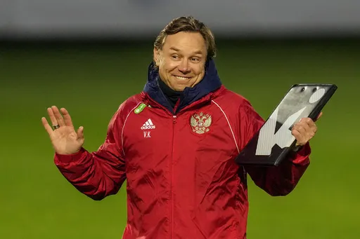Карпин объяснил, почему не вызвал Кузяева и Захаряна в сборную России