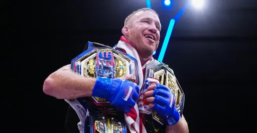 «Не знаю, вернусь ли я». Чемпион UFC Гейджи задумался о завершении карьеры