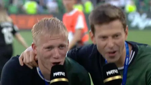 Галицкий на поле, «КиШ» от Смолова с Кривцовым и новый игрок: фото и видео чемпионских эмоций «Краснодара»