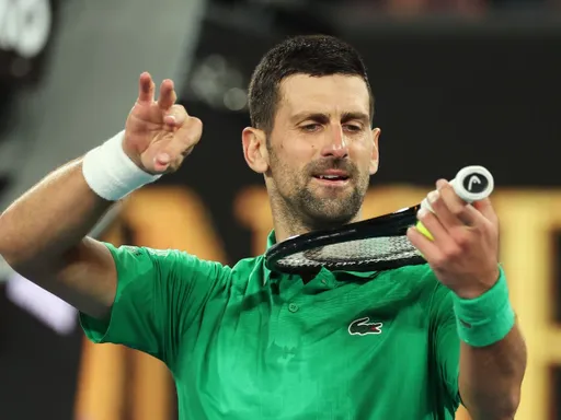 Новак Джокович сотворил сенсацию на Australian Open. Сколько можно было заработать?
