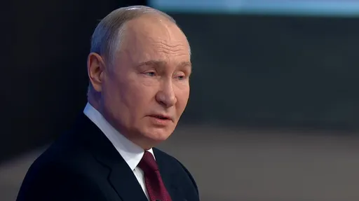 Путин заявил, что 70% россиян должны заниматься спортом