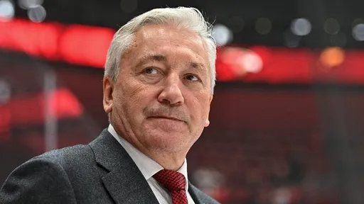 «Авангард» не намерен увольнять главного тренера Михаила Кравца