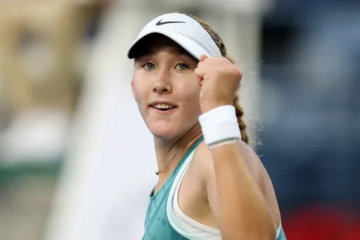Мирра Андреева стала финалисткой «тысячника» WTA в Дубае, победив Рыбакину