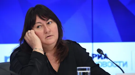 Губерниев: глава ФЛГР Вяльбе тормозит возвращение России на международную арену