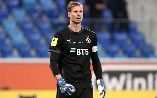 Шунин: не думал о сотом «сухом» матче, важно, что я уже попал в клуб Яшина