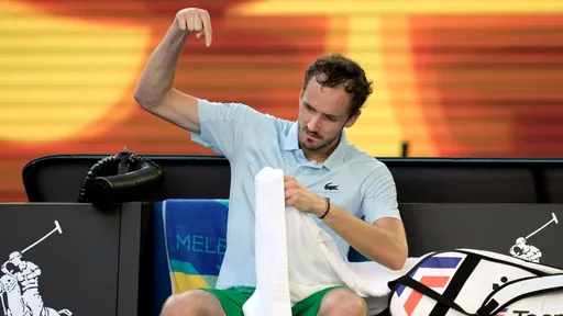 В Mundo Deportivo отреагировали на поражение Медведева от Тина на Australian Open
