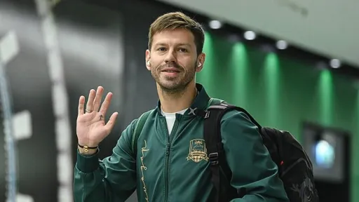 Смолов записал видео по поводу инцидента в «Кофемании»