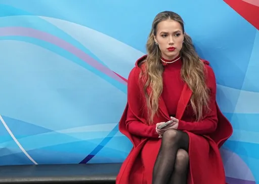 Алина Загитова призналась, что не смогла бы работать на предприятии