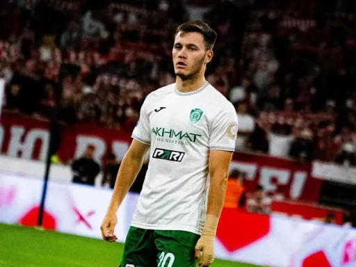 «Евро-Футбол.Ру»: «Спартак» хочет купить Самородова из «Ахмата»