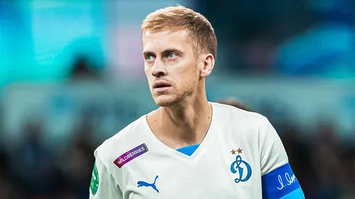 Даниил Фомин договорился о продлении контракта с «Динамо»