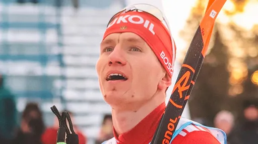 Большунов выиграл скиатлон на 30 км на этапе Кубка России
