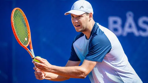 Россиянин Котов уступил 100-й ракетке мира и вылетел с Australian Open