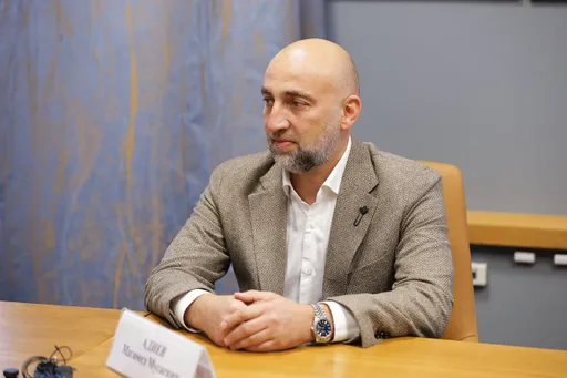 «Крылья» быстро нашли замену Осинькину: в Самару приехал Магомед Адиев
