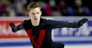 Фигурист Евгений Семененко выиграл первый этап Гран-при России в Уфе