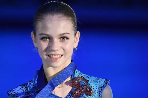 Призер Олимпийских игр-2022 Александра Трусова купила себе «Гелендваген»
