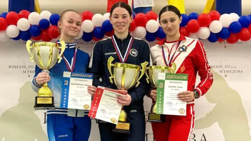 Подмосковная рапиристка Часовникова завоевала «серебро» Всероссийских соревнований