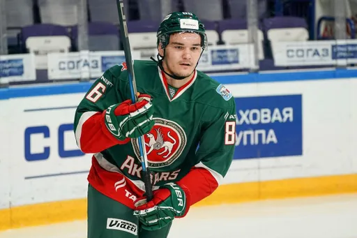 «Ак Барс» продлил контракт с нападающим Никитой Дыняком