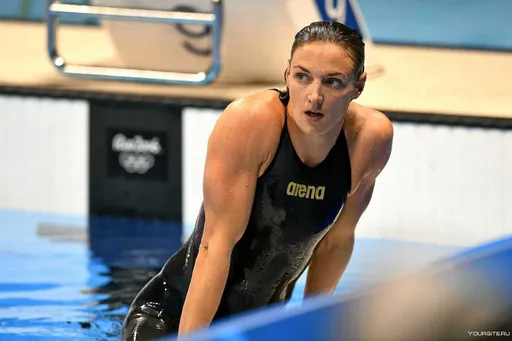 Трехкратная олимпийская чемпионка по плаванию Хоссу завершила карьеру