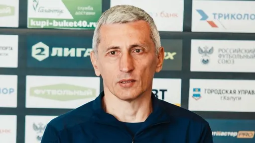 Хомуха: ЦСКА можно вернуть Чалова, это неплохая идея