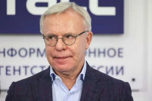 Фетисов осудил возможное лишение лицензии латвийского вратаря из‑за игры в России