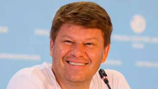 Губерниев связал с приходом Трампа изменение позиции FIS по допуску россиян