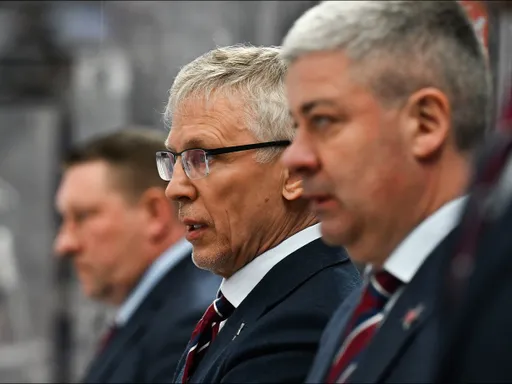 Ларионов проиграл десятый матч Кубка Гагарина подряд в качестве тренера