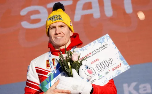 Большунов выиграл «разделку» на Спартакиаде, одержав 20-ю победу кряду в сезоне