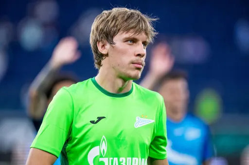 «Балтика» ведет переговоры по Одоевскому и еще двум игрокам «Зенита»