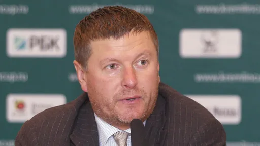 Кафельников поддержал переизбрание Тарпищева на пост президента ФТР