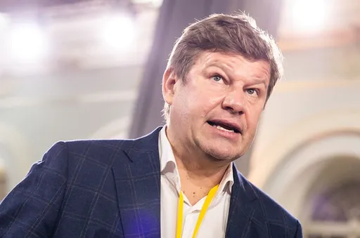 Губерниев: Дзюба хочет на ТВ — ходит, хочет играть в футбол — играет