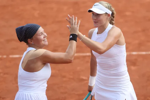 Андреева и Шнайдер с победы стартовали в парном разряде «тысячника» WTA в Риме