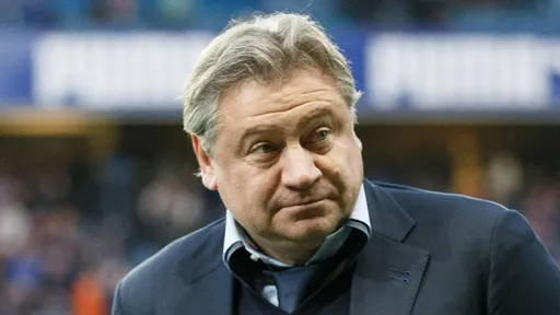 Канчельскис заявил, что Слуцкому надо дальше лазить по деревьям и ловить кошек
