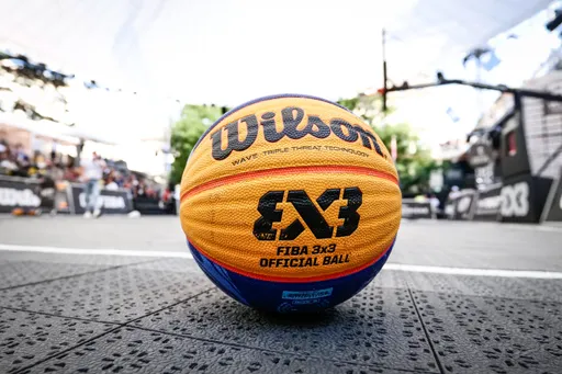 FIBA продлила отстранение российских и белорусских команд от участия в международных матчах