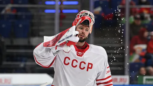 Иван Федотов вернулся в КХЛ: где пропадал скандальный вратарь и какое будущее ждёт его в «Спартаке»