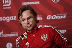 Карпин: почему не пою гимн? Не знаю. Зато я пою «Валера, Валера»