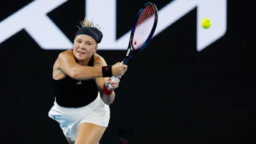Шнайдер уступила хорватке Векич и вылетела с Australian Open-2025