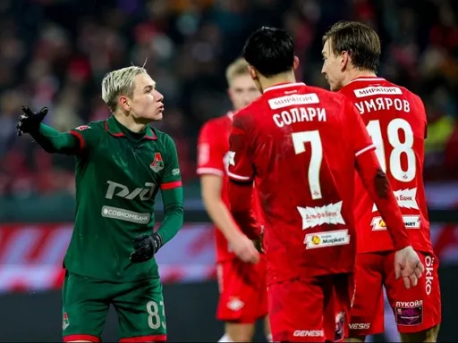 «Локомотив» после первого тайма со «Спартаком» минимально ведёт в счёте 1:0