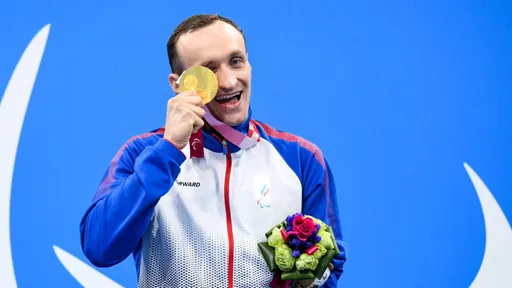 Пловец Андрей Калина принес России первое «золото» на Паралимпиаде‑2024
