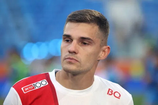 Бубнов раскритиковал «Спартак» за использование игроков центра поля в защите
