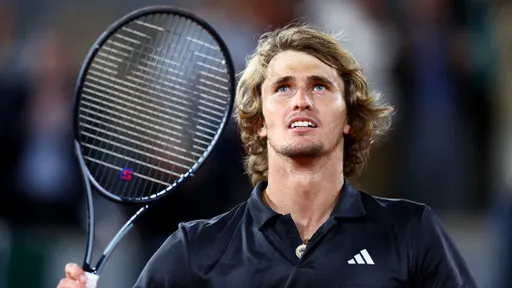 Зверев о полуфинале Australian Open: Медведев постоянно надирает мне задницу!