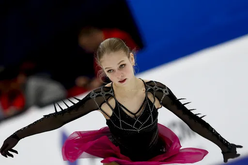 Трусова не стала отвечать на вопрос об участии в контрольных прокатах сборной