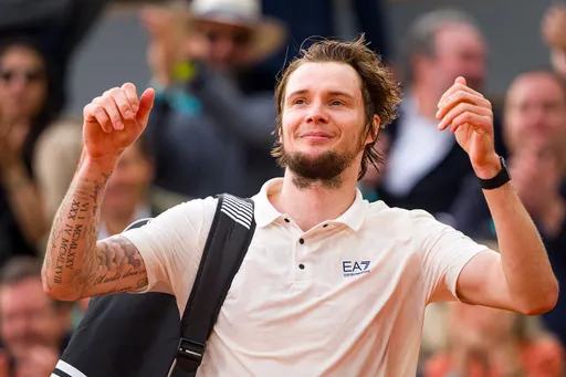 Бублик вышел во второй круг US Open, обыграв Чилича