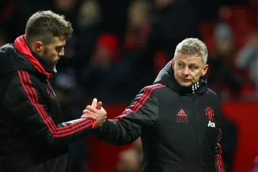 Sky Sports: Сульшер и Каррик не будут работать вместе в «МЮ», клуб выберет одного
