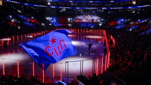 Посещаемость КХЛ-2024/25: СКА – лидер, а лига еще никогда не собирала столько зрителей